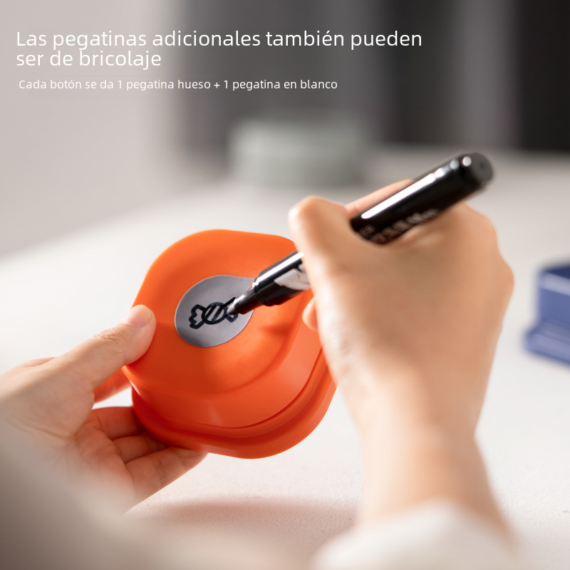 Pet Communication Buttons — Recordable Talk Buttons for Dogs & Cats